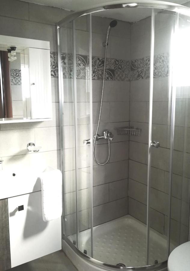 Irini Appartement *